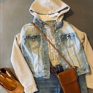 Denim Jacket w stripped sleeves